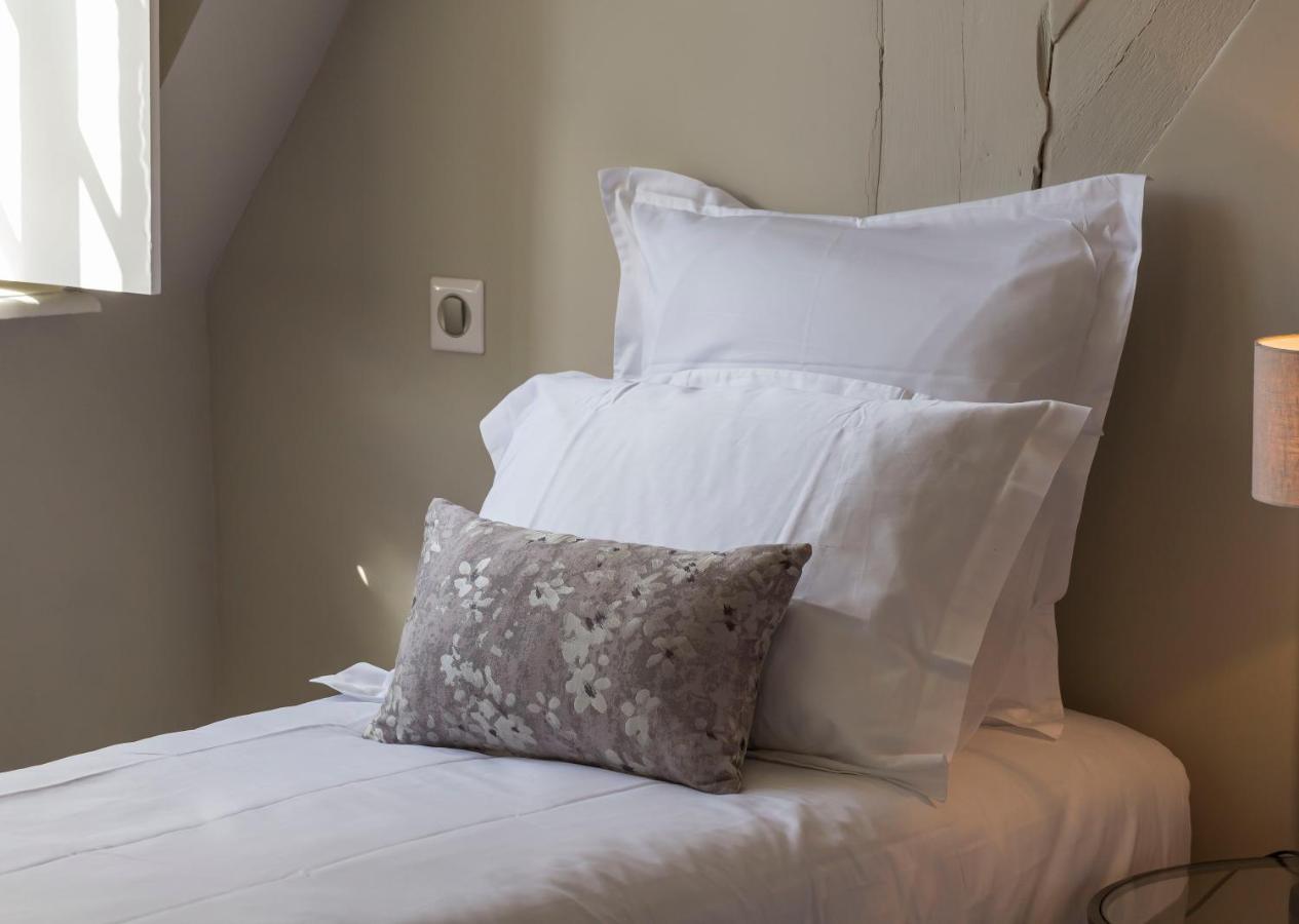 Le Chateau De Cormicy Bed & Breakfast Екстериор снимка